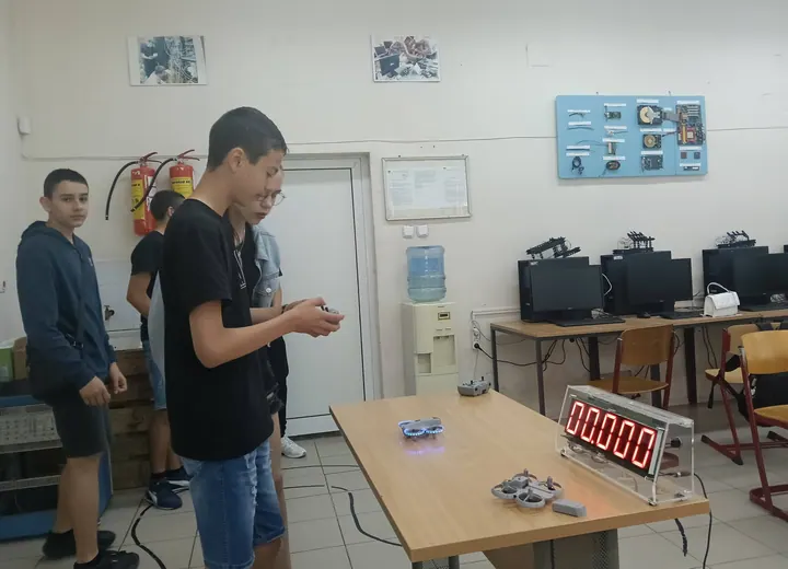 Дронове · 15.06.2026 · кадър 8